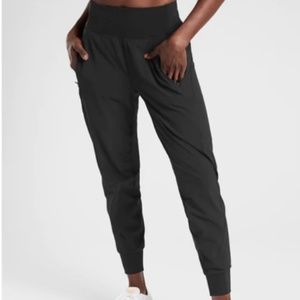 Athleta Distance Jogger